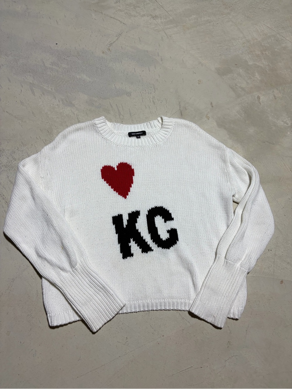525 America White Knit Sweater heart kc Kansas City medium